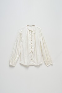 CHEMISE AVEC DTAIL DE NOEUD