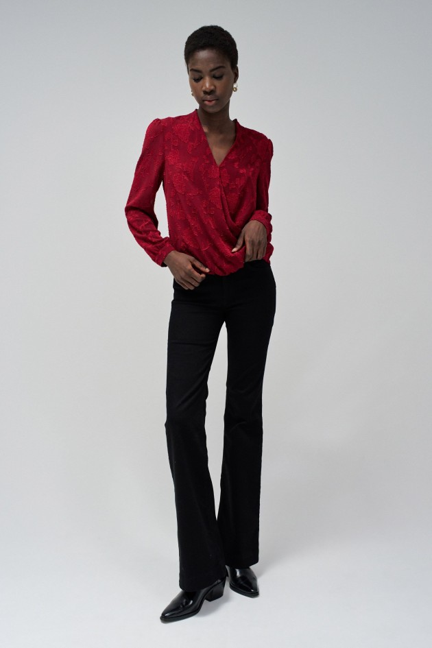 FLORAL JACQUARD BLOUSE