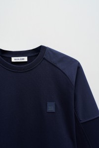 SWEATSHIRT COM MISTURA DE MATERIAIS