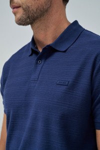 POLO AVEC TEXTURE