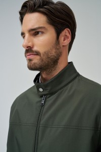 BOMBER JACKET