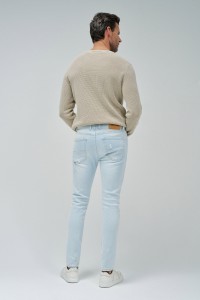 SKINNY FIT JEANS