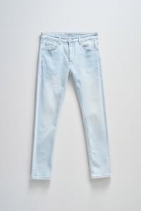 SKINNY FIT JEANS