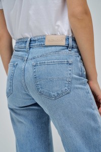 JEAN LOW RISE DROIT