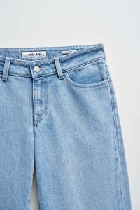 JEAN LOW RISE DROIT