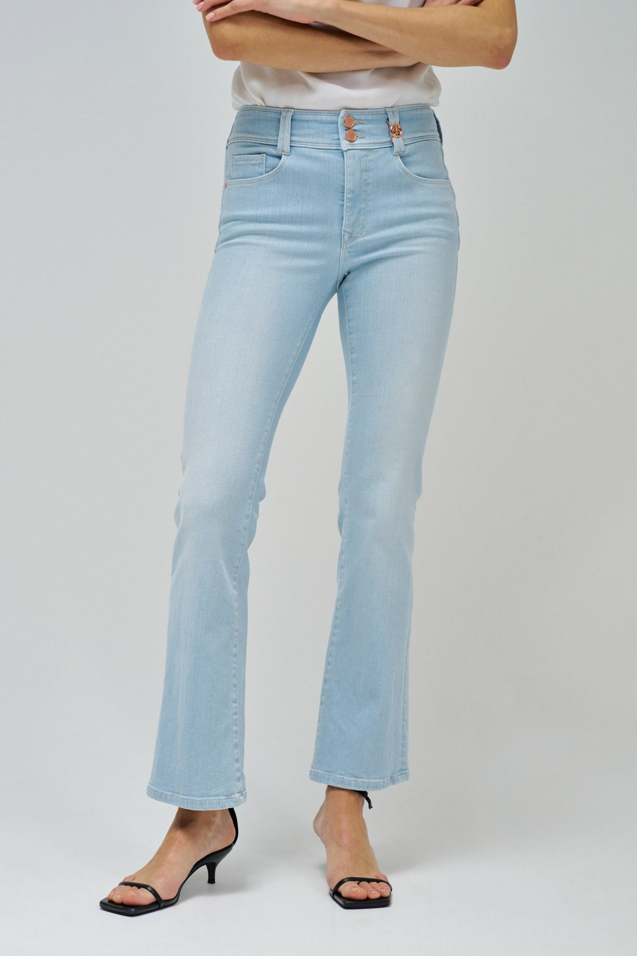JEANS SECRET PUSH IN BOOTCUT
