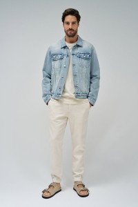 DENIM JACKET