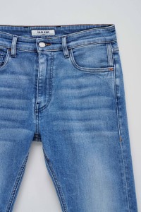 SKINNY FIT JEANS