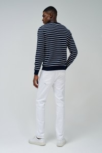 KNIT SWEATER