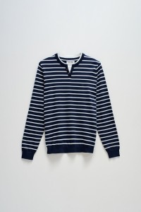KNIT SWEATER