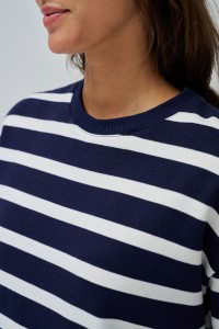 SWEATER COMBINED WITH SHIRT
