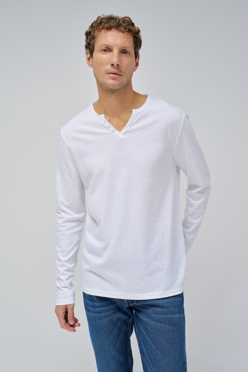PULL  MANCHES LONGUES