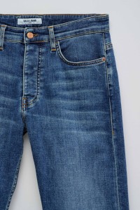 VAQUEROS SLIM FIT