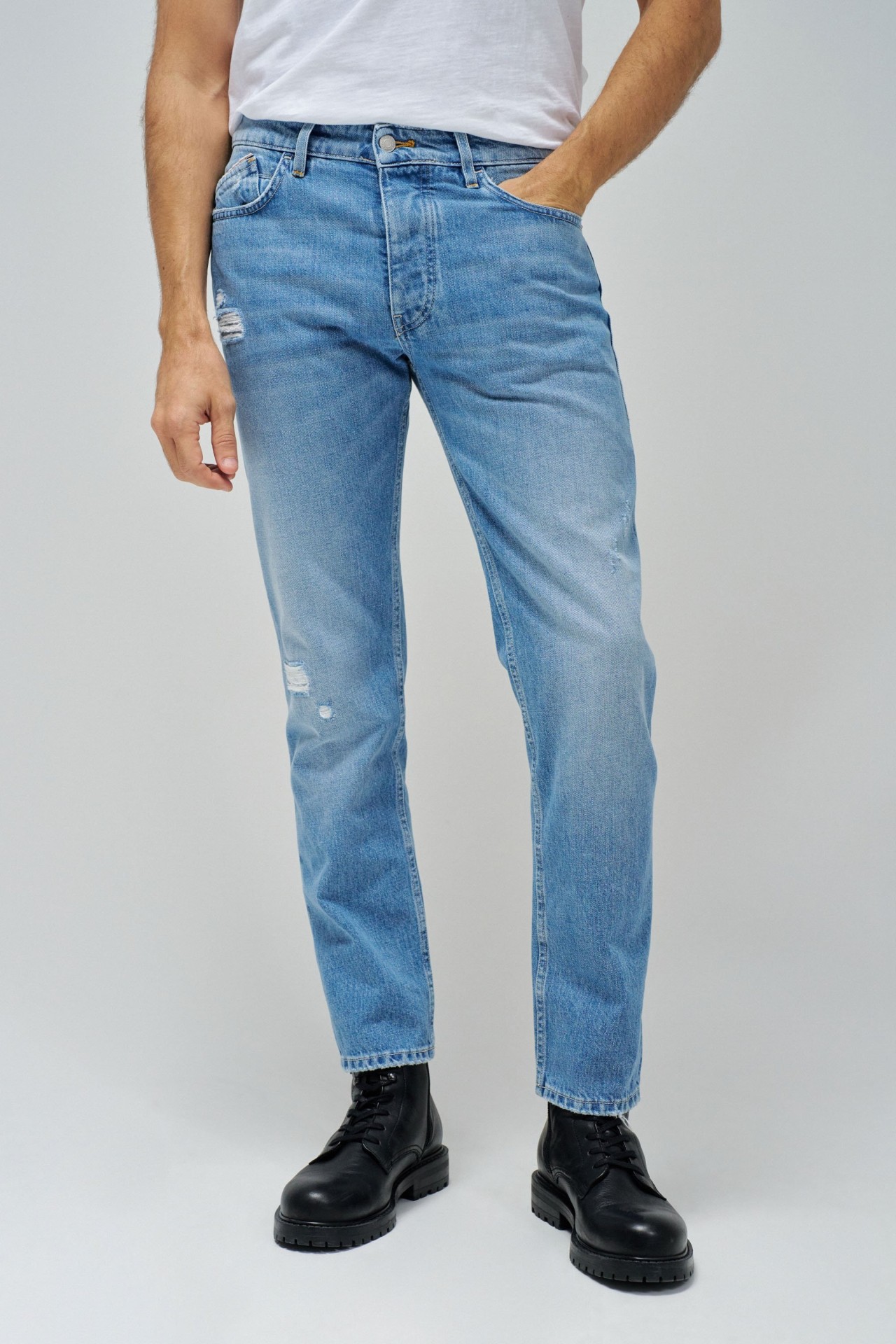 JEANS REGULAR FIT