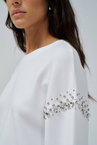 SWEATSHIRT WITH RHINESTONES