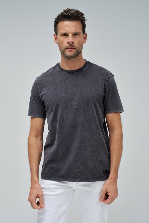 REGULAR FIT T-SHIRT