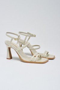 LEATHER SANDAL WITH HEEL