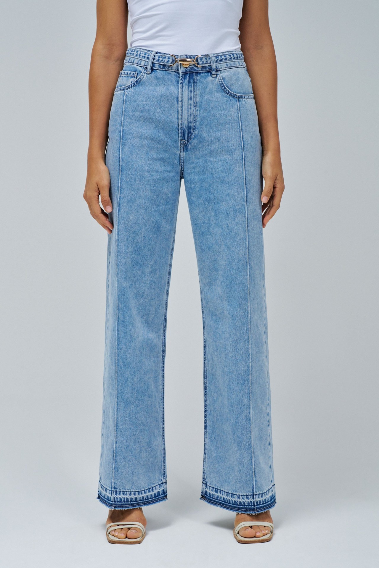 WIDE LEG LIGHTDENIM JEANS
