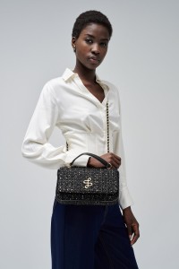 KLEINE TWEED MIT KETTE