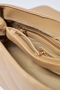 PADDED LEATHER EFFECT BAG