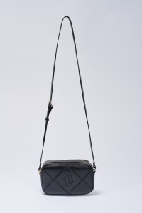 BOLSO BANDOLERA CON ESTAMPADO ACOLCHADO