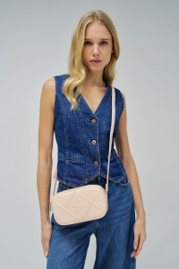 BOLSO BANDOLERA CON ESTAMPADO ACOLCHADO