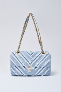 BOLSO VAQUERO CON CADENA