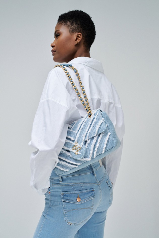 DENIM BAG WITH CHAIN