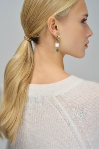 PENDIENTES COLGANTES CON PIEDRAS STRASS