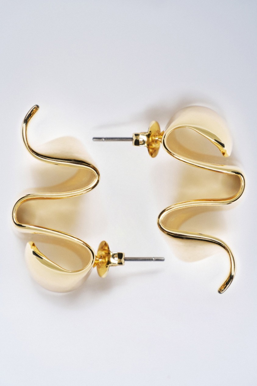 RUFFLED EARRINGS
