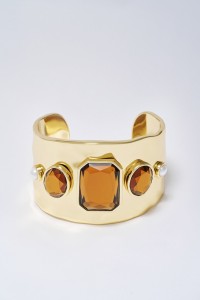 BRACELETE LARGA COM PEDRAS
