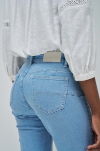 JEAN DESTINY PUSH UP FLARE