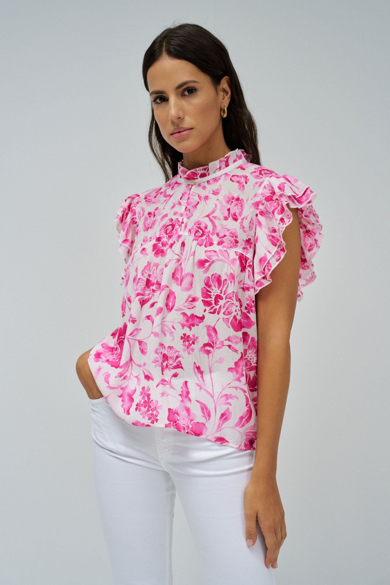 TOP WITH FLORAL PATTERN
