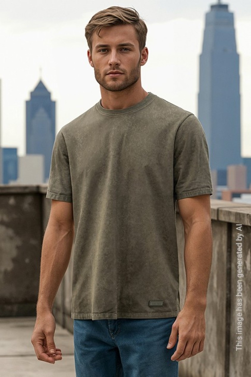 REGULAR FIT T-SHIRT