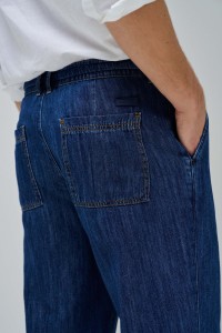 TAPERED JOGGERS JEANS