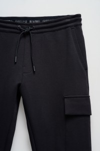 PANTALONES JOGGERS TAPERED