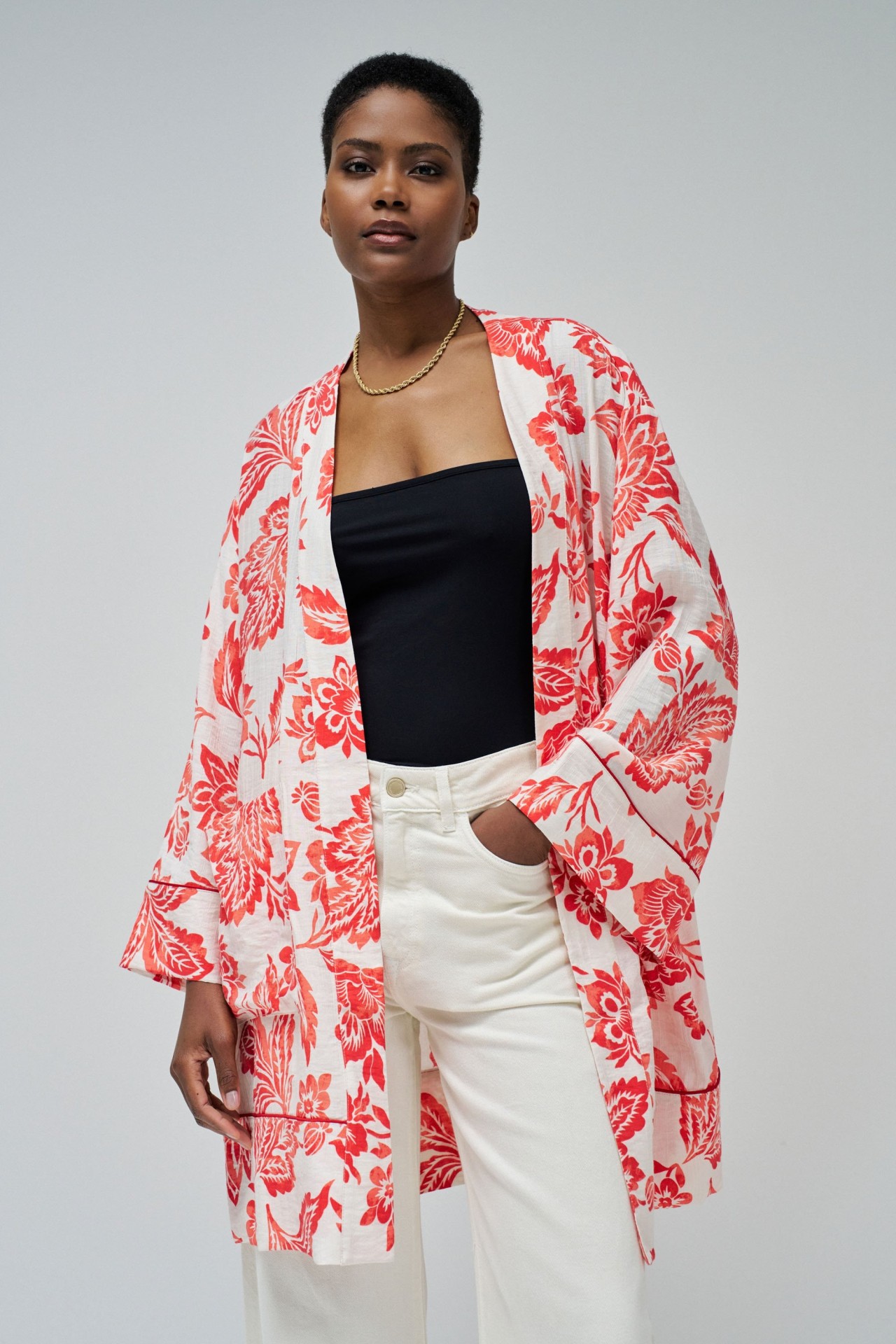 KIMONO COM ESTAMPADO FLORAL