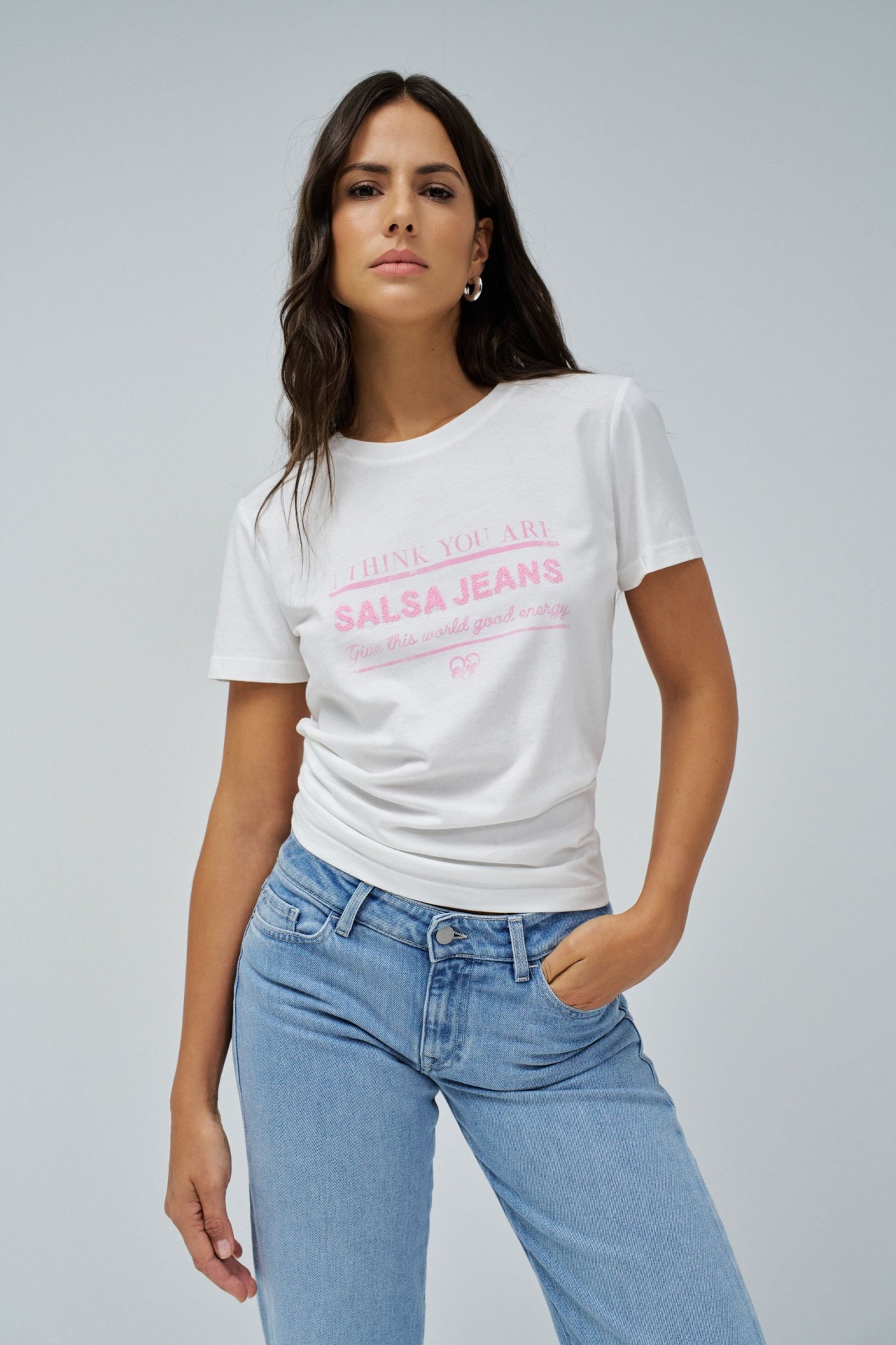 CAMISETA CON ESTAMPADO
