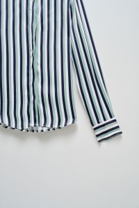 CAMISA CON RAYAS