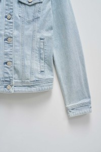 VESTE EN JEAN
