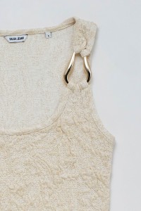 TEXTURED TOP