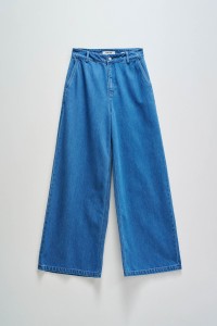 TROUSERS IN LIGHTDENIM WITH WIDE LEG