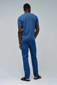 TEXTURED T-SHIRT