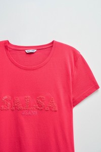 T-SHIRT AVEC BRANDING