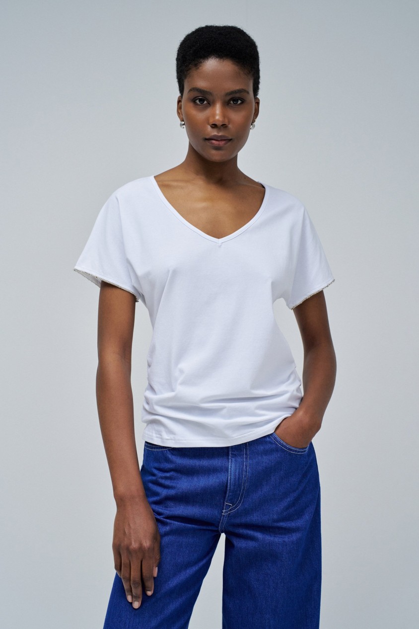 T-SHIRT WITH GATHERING