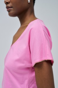 T-SHIRT AVEC FRONCES
