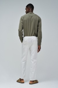 HOSE CHINO MIT LEINENMISCHUNG