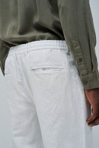 HOSE CHINO MIT LEINENMISCHUNG