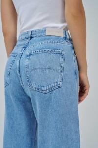 WIDE LEG JEANS