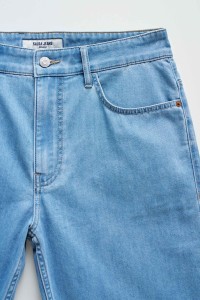 REGULAR FIT SHORTS